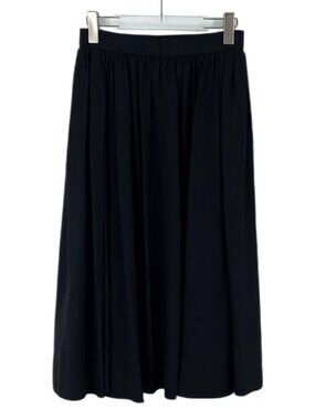 J30762 Prada Black casual long skirt 38S size 99% new with tag